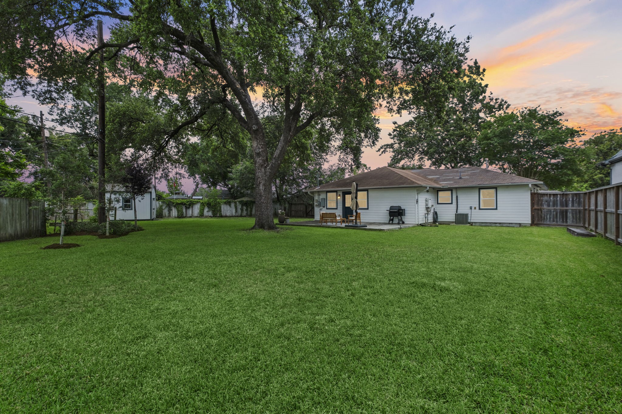 4733 Carleen Road Houston, TX 77092 - Photo 21 of 22 Set on an oversized .3-acre lot, the backyard offers the kind of outdoor space that is becoming increasingly rare inside the Loop.