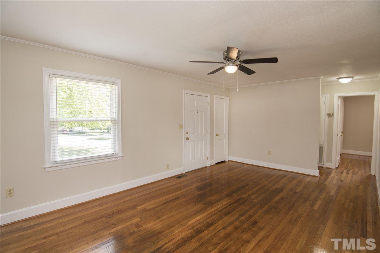 2701 Knowles Street Raleigh, NC 27603 - Photo 3 of 17