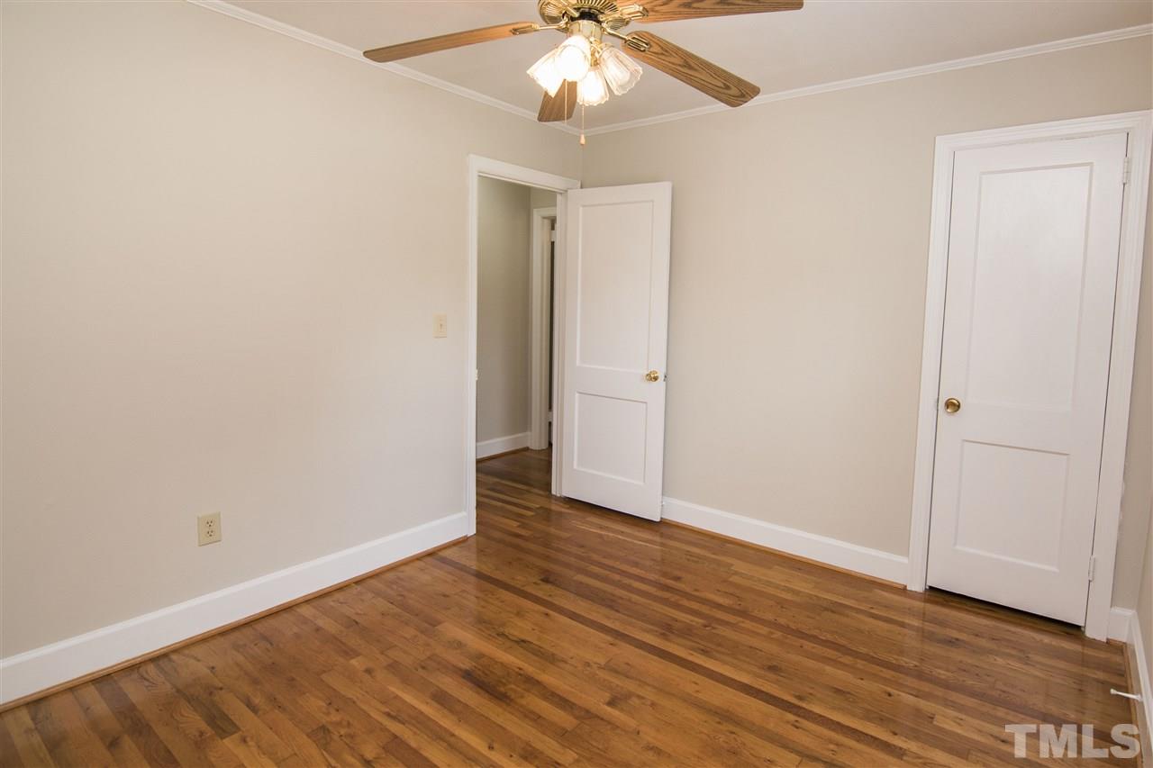 2701 Knowles Street Raleigh, NC 27603 - Photo 10 of 17