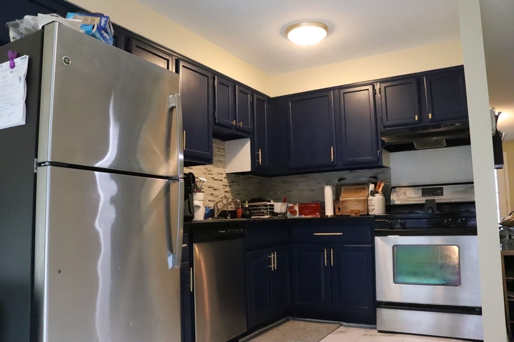 312 Water Street, Unit 4 Lawrence, MA 01841 - Photo 5 of 10