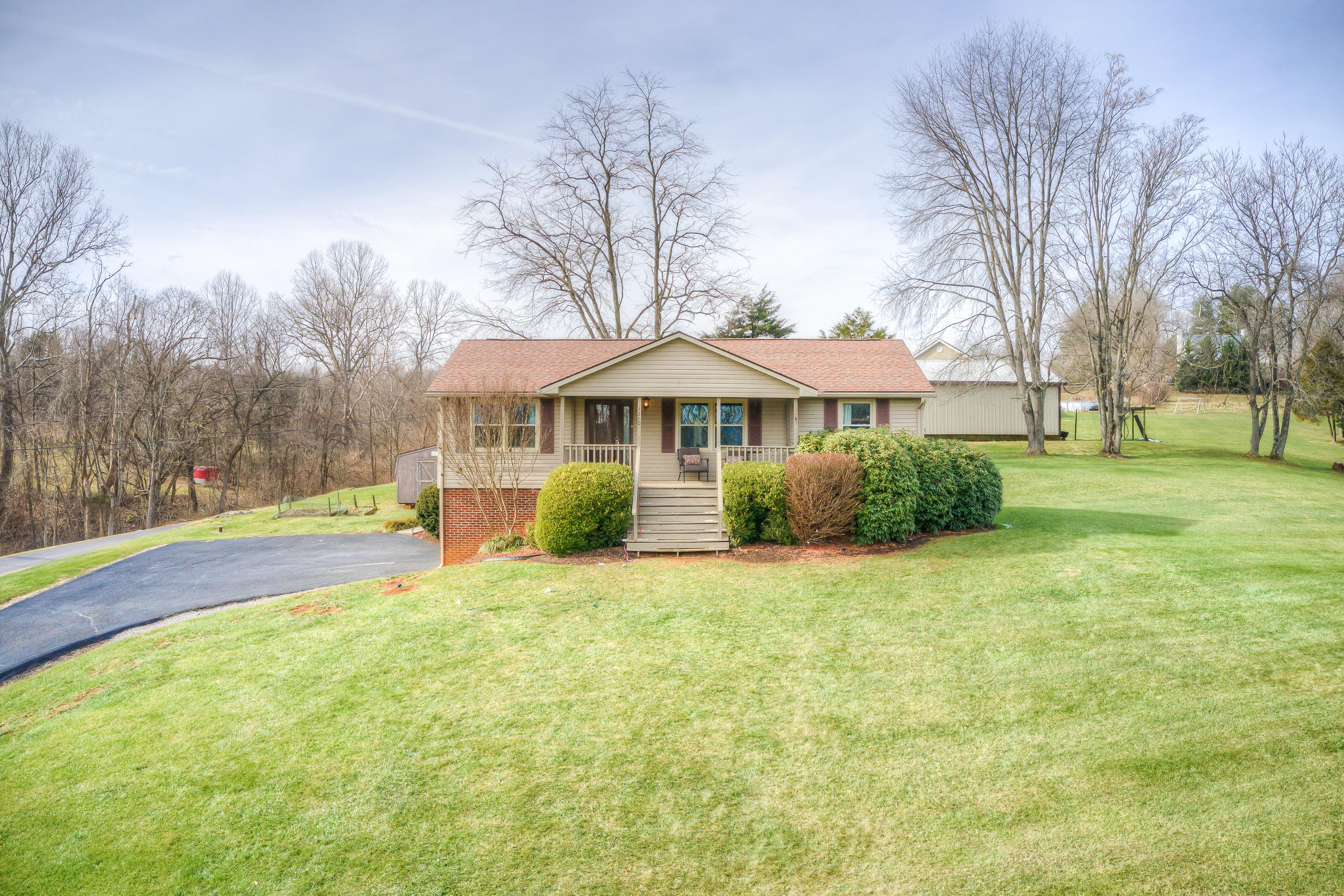 1270 Muse Road Fincastle, VA 24090 - Photo 28 of 29 Front