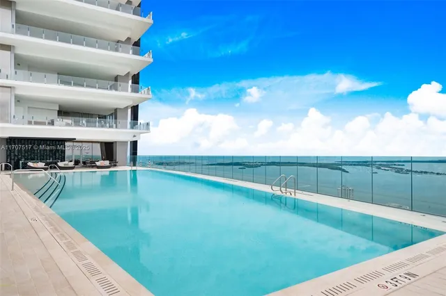 $12,200 | 300 Biscayne Blvd Way, Unit 3406, Miami, FL 33131