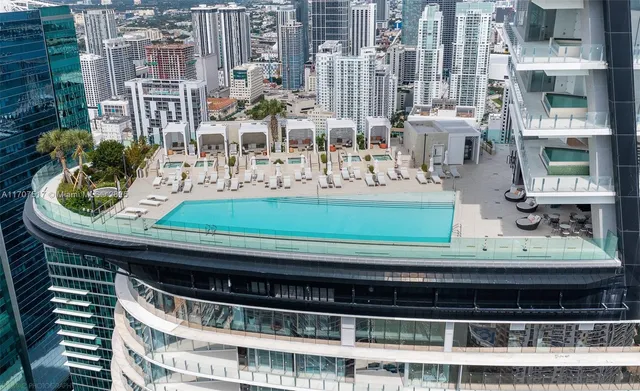 $12,200 | 300 Biscayne Blvd Way, Unit 3406, Miami, FL 33131