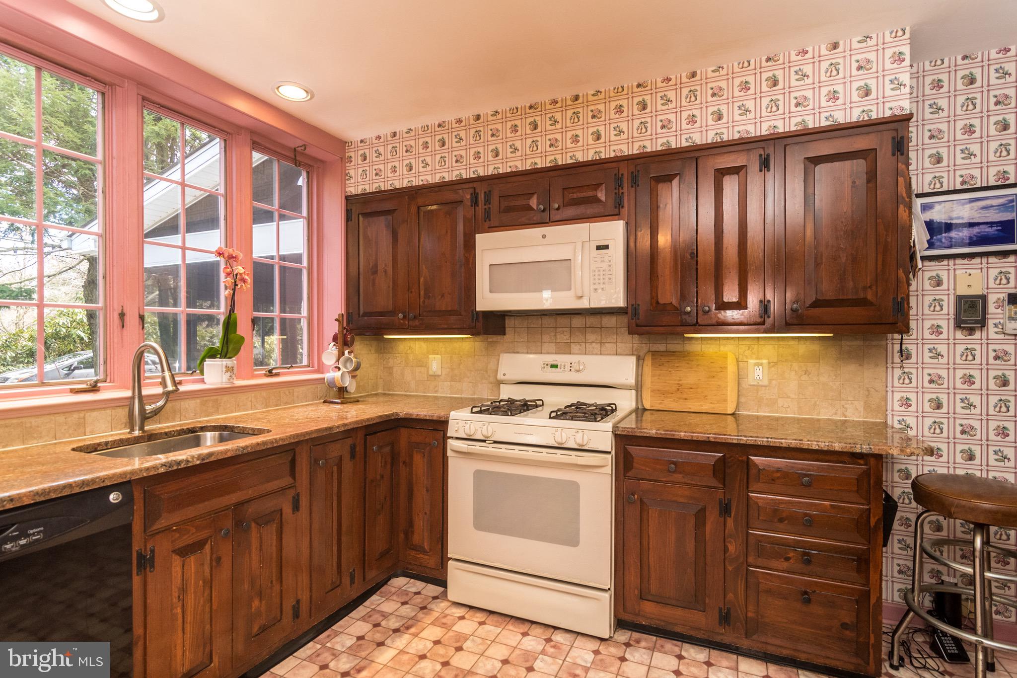 901 Homestead Road Jenkintown, PA 19046 - Photo 23 of 52