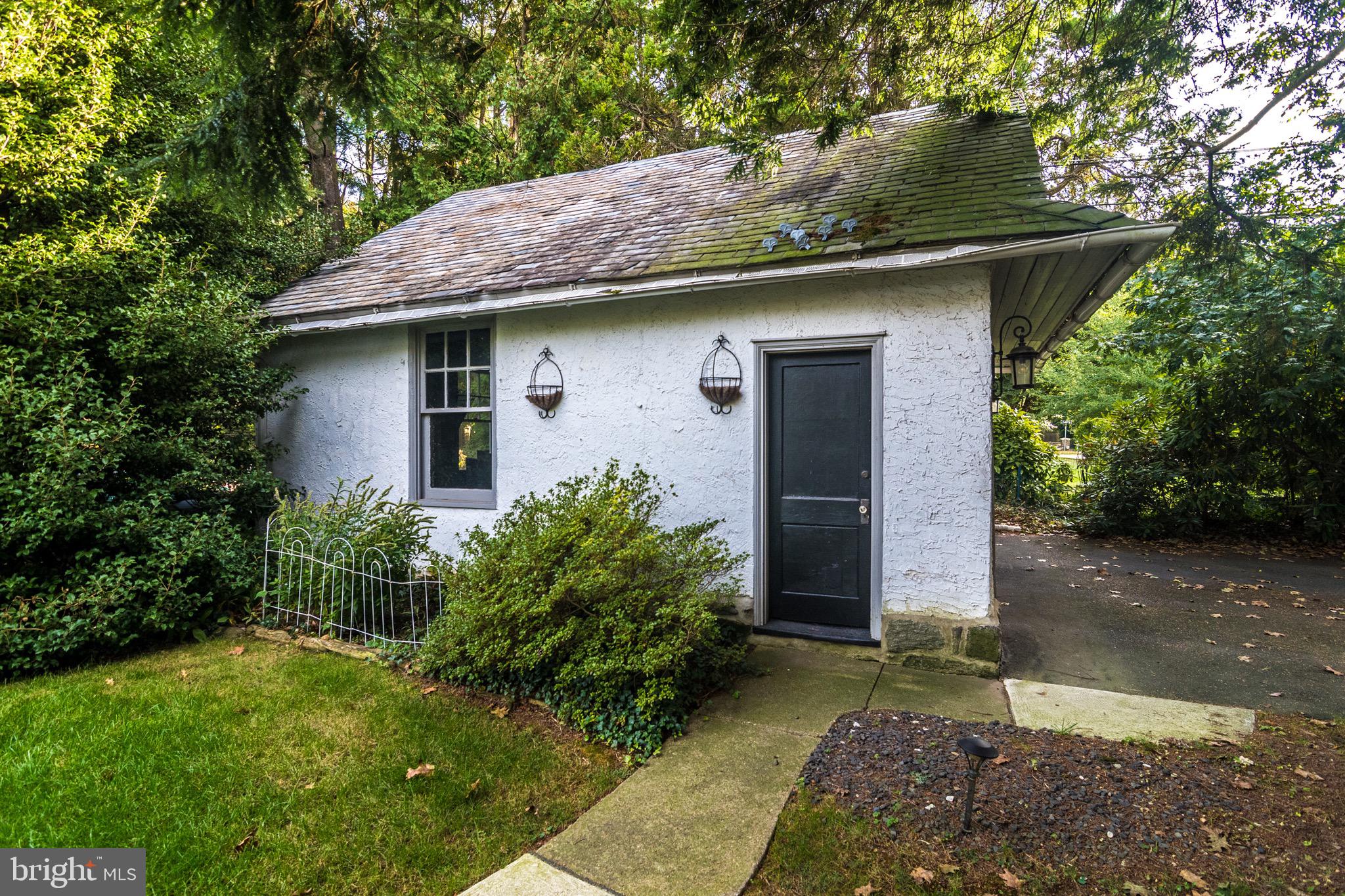 901 Homestead Road Jenkintown, PA 19046 - Photo 7 of 52 Side Entry to Garage