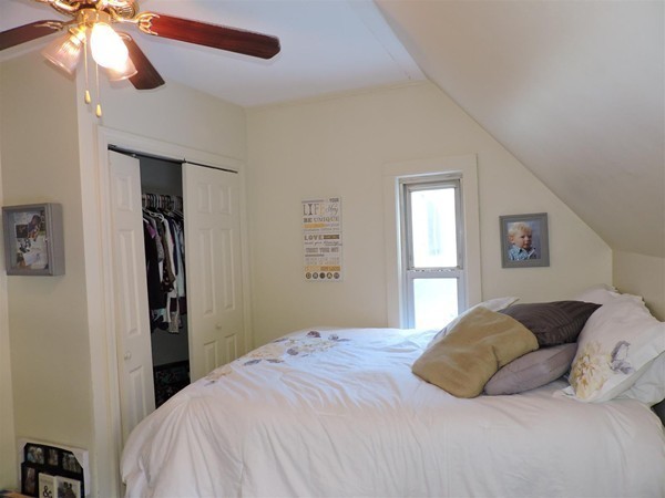 76 Dudley Road Oxford, MA 01540 - Photo 12 of 30 Gallery Image 12