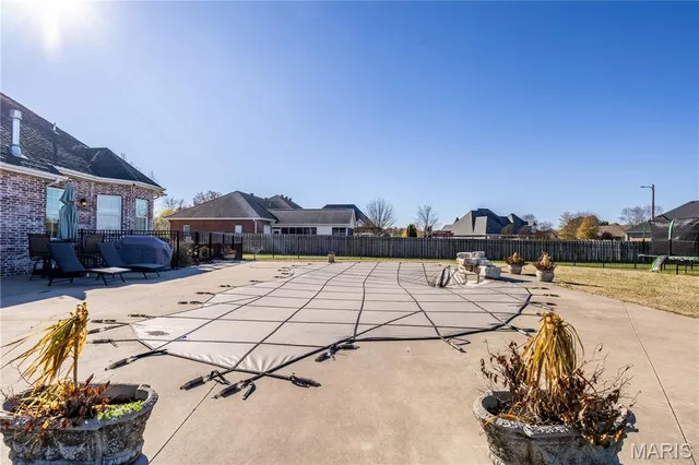 $695,000 | 1304 Primrose Road, Sikeston, MO 63801