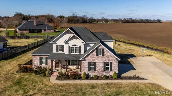 $665,000 | 1304 Primrose Road, Sikeston, MO 63801