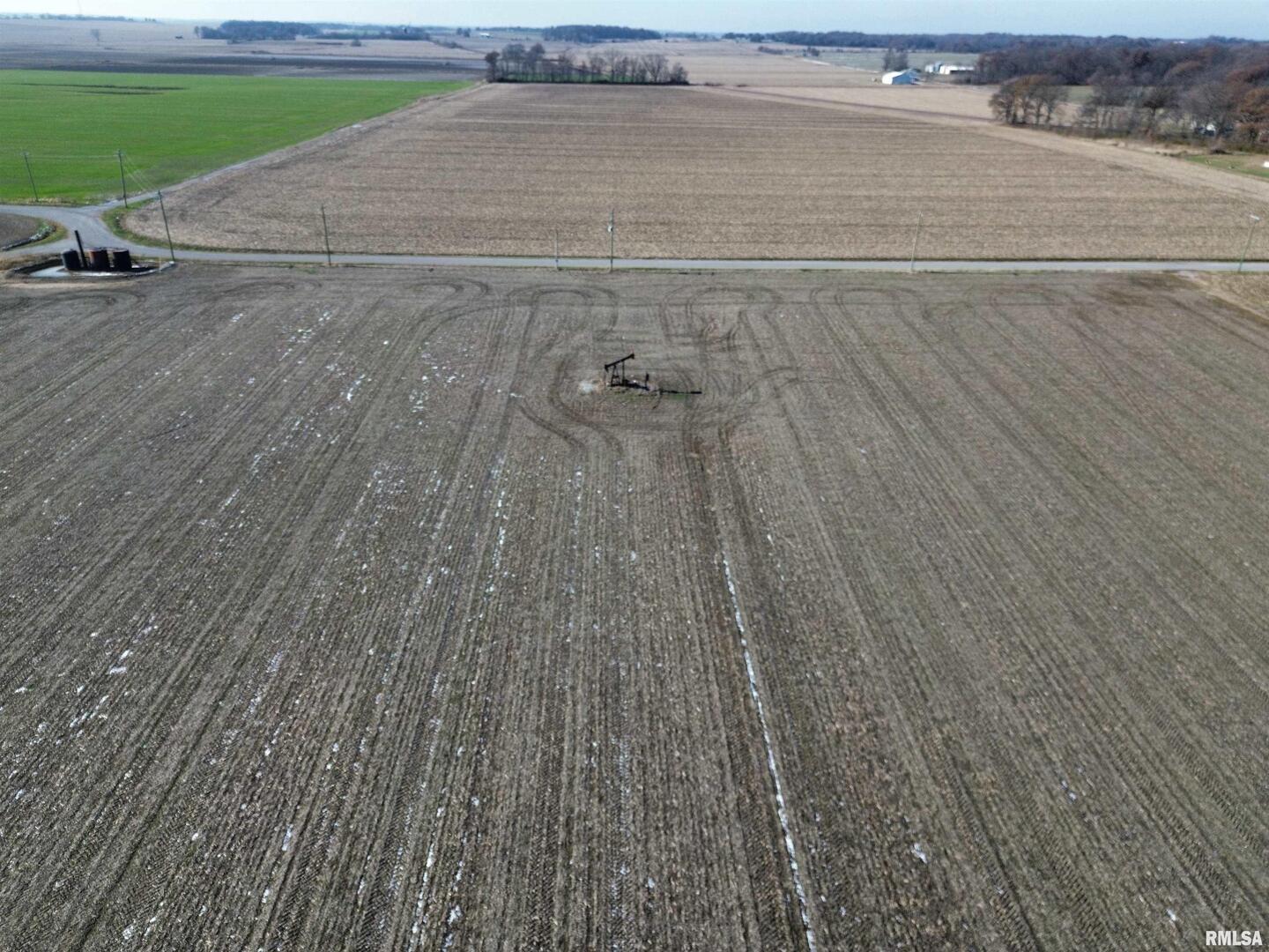0 County Road 700 E Road Mount Carmel, IL 62863 - Photo 15 of 29 a view of a terrace view