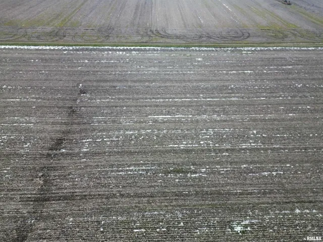 $957,000 | 0 County Road 700 E Road, Mount Carmel, IL 62863