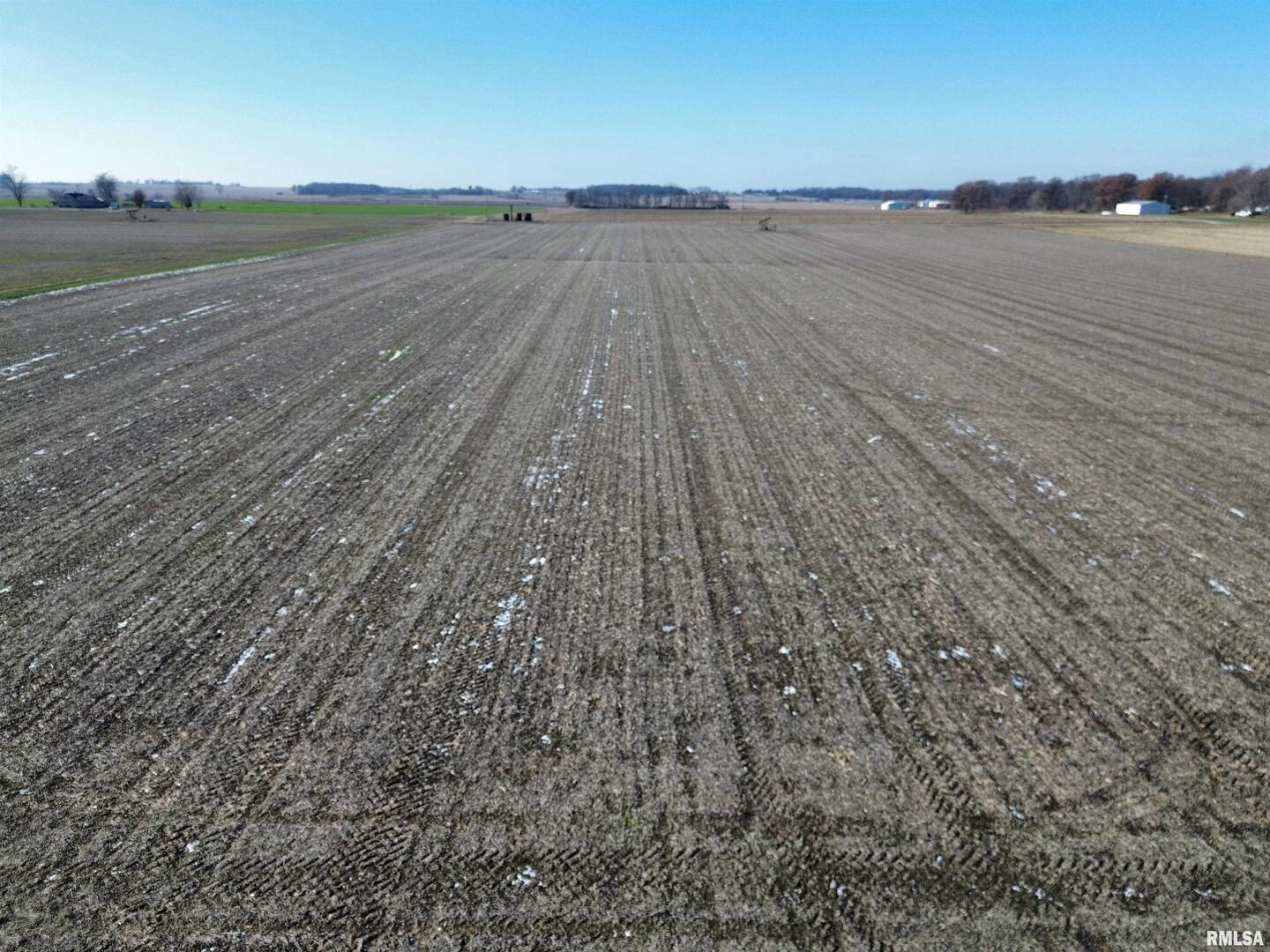 0 County Road 700 E Road Mount Carmel, IL 62863 - Photo 19 of 29 a view of an ocean beach