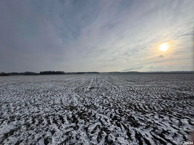 $957,000 | 0 County Road 700 E Road, Mount Carmel, IL 62863