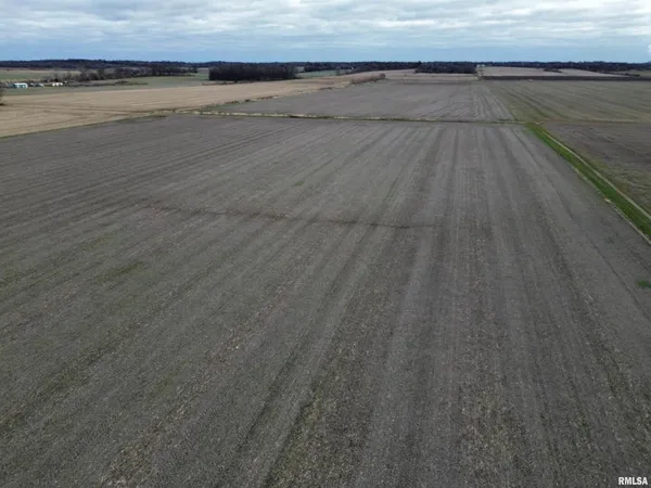 $957,000 | 0 County Road 700 E Road, Mount Carmel, IL 62863