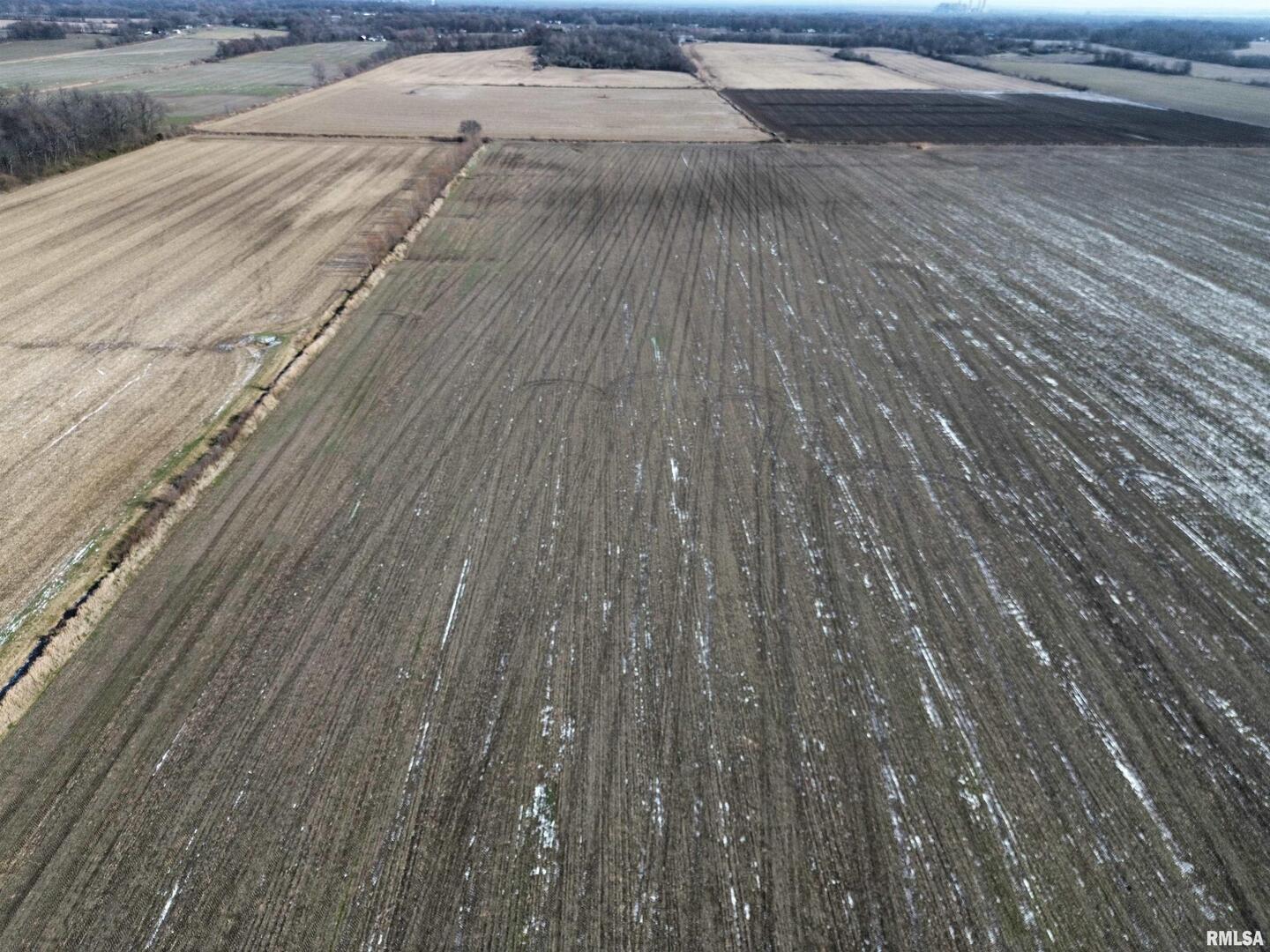 0 County Road 700 E Road Mount Carmel, IL 62863 - Photo 7 of 29 a view of outdoor space