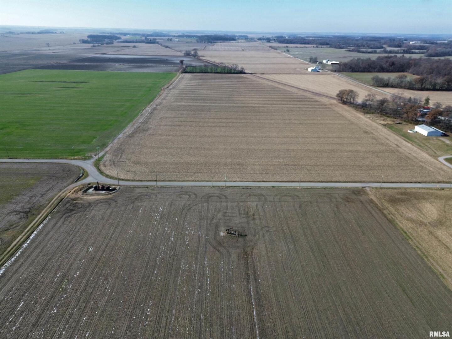 0 County Road 700 E Road Mount Carmel, IL 62863 - Photo 10 of 29 a view of a terrace