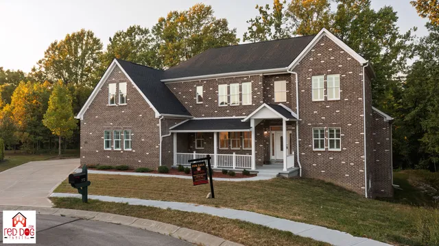 $749,000 | 372 Foxboro Drive, Avon, IN 46123