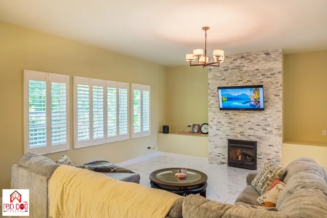 $749,000 | 372 Foxboro Drive, Avon, IN 46123