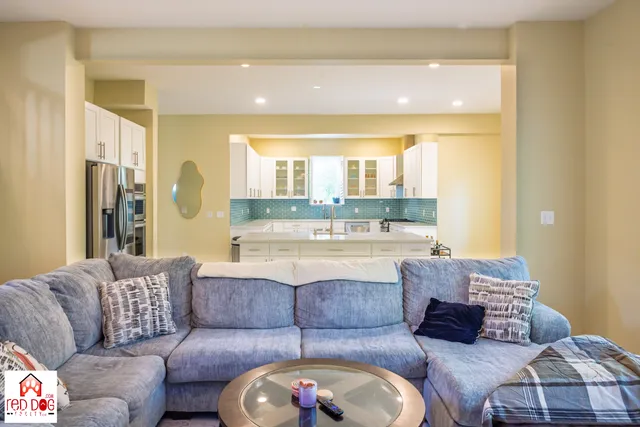 $749,000 | 372 Foxboro Drive, Avon, IN 46123