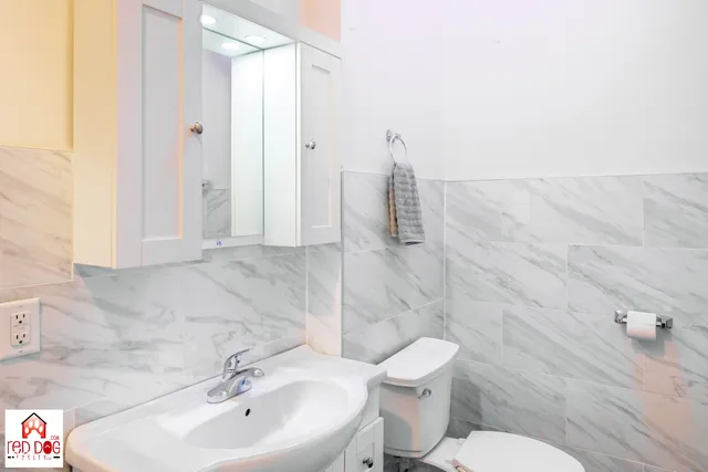 $749,000 | 372 Foxboro Drive, Avon, IN 46123