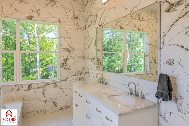 $749,000 | 372 Foxboro Drive, Avon, IN 46123