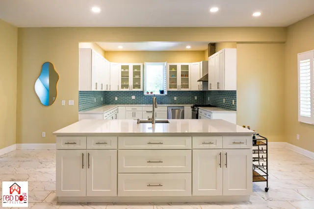 $749,000 | 372 Foxboro Drive, Avon, IN 46123