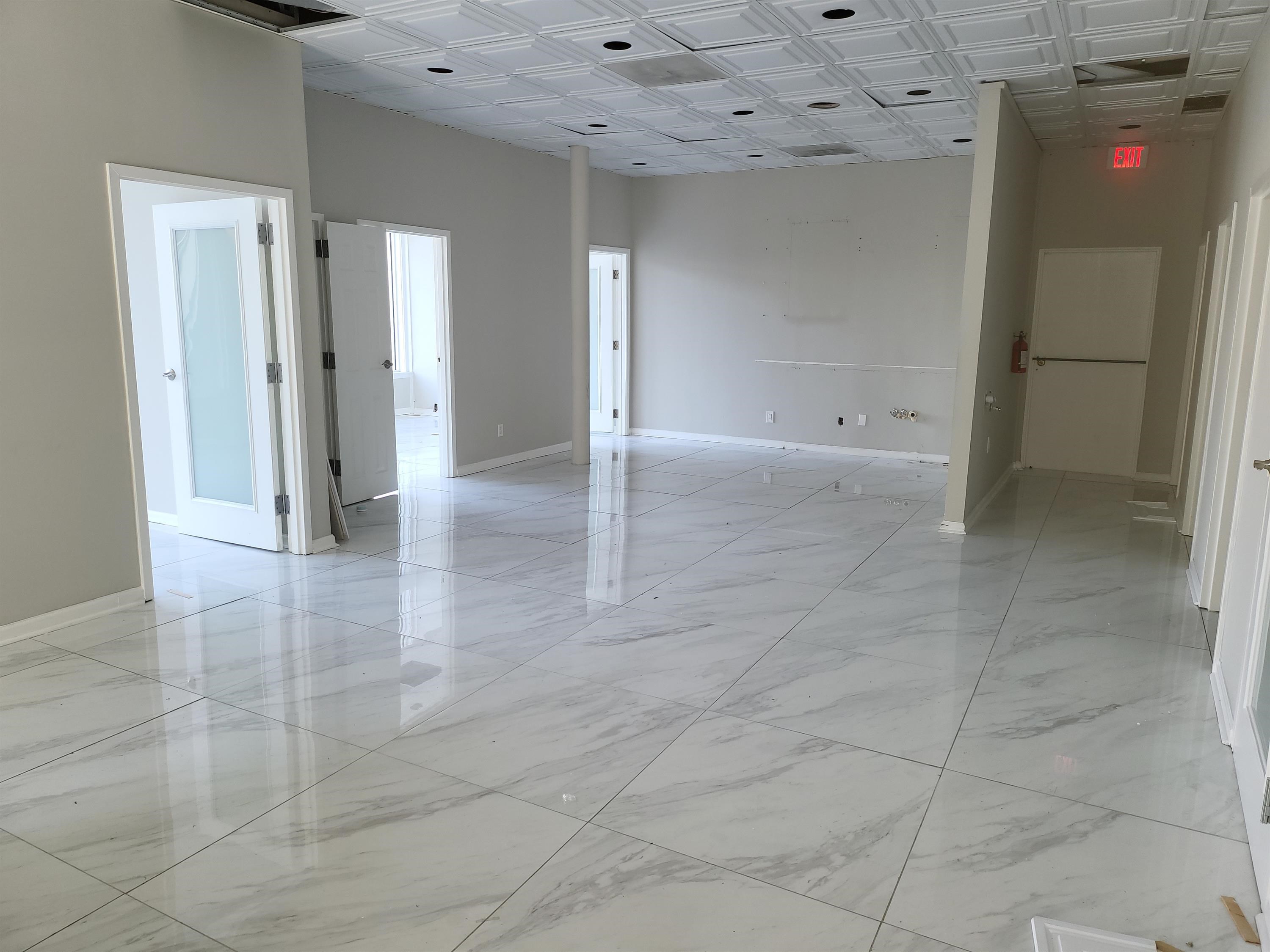 70 South Front Street Memphis, TN 38103 - Photo 7 of 12 a view of a hallway