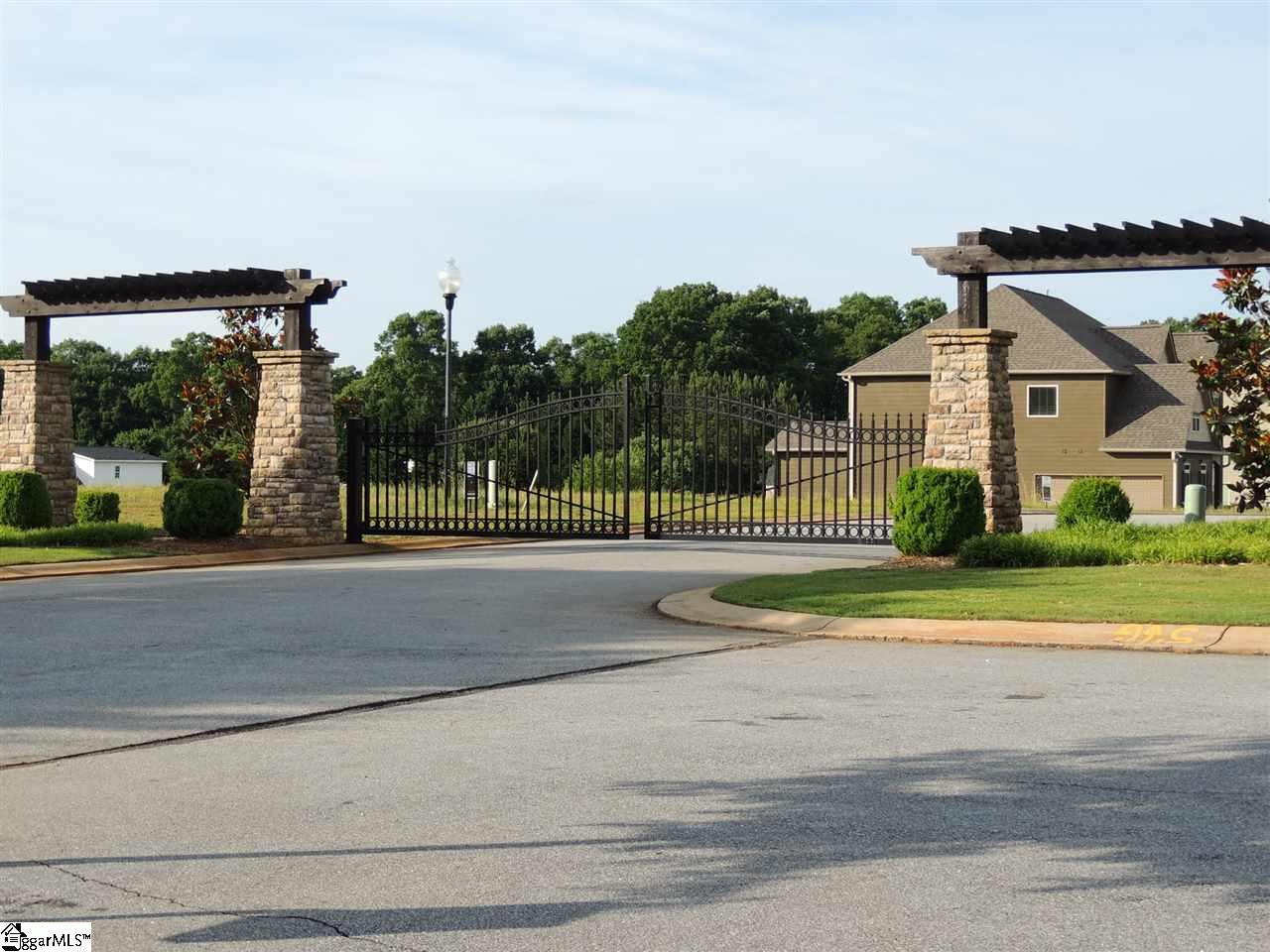 9 Knotty Drive Fountain Inn, SC 29644 - Photo 3 of 31 Gallery Image 3