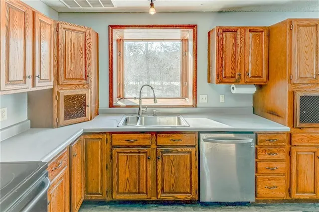 $320,000 | 10 Bluebird Drive, Agency, MO 64401