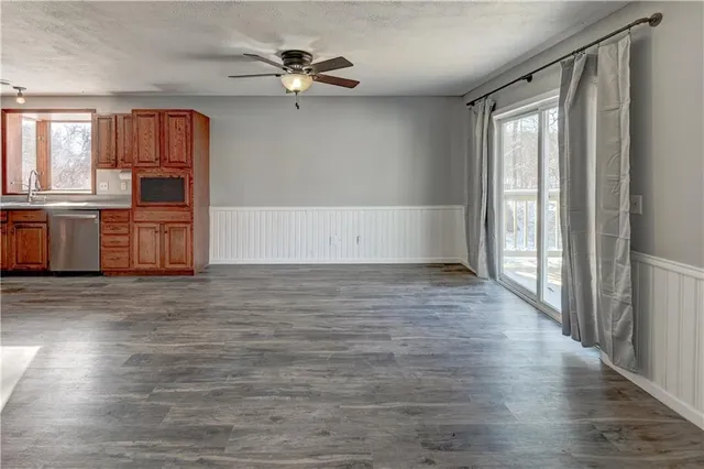 $320,000 | 10 Bluebird Drive, Agency, MO 64401