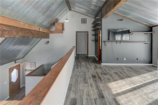 $320,000 | 10 Bluebird Drive, Agency, MO 64401