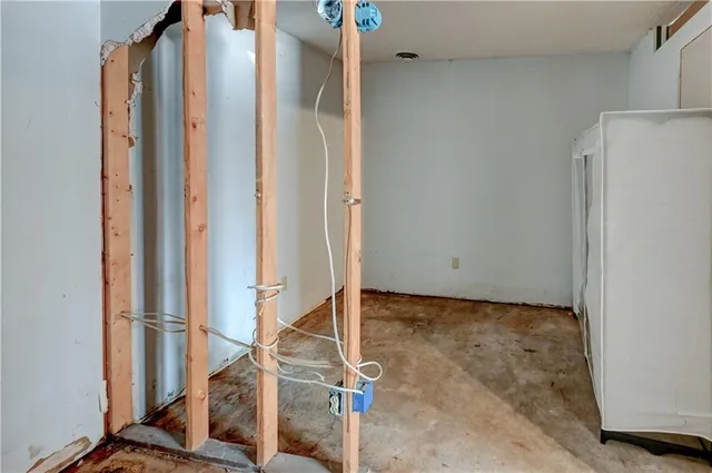 $320,000 | 10 Bluebird Drive, Agency, MO 64401