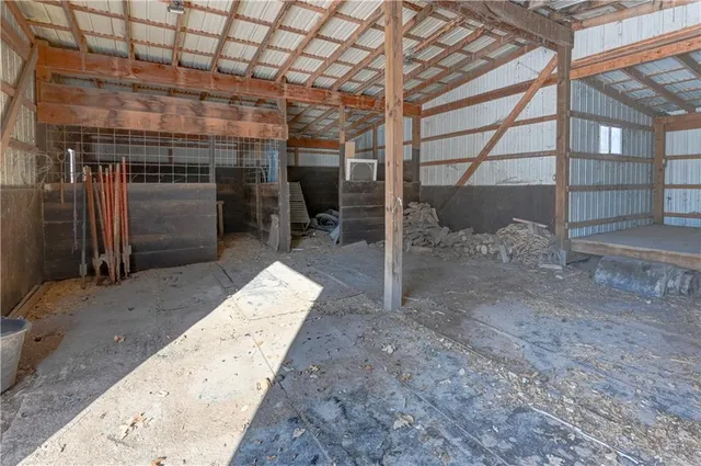 $320,000 | 10 Bluebird Drive, Agency, MO 64401