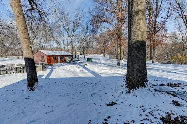 $320,000 | 10 Bluebird Drive, Agency, MO 64401