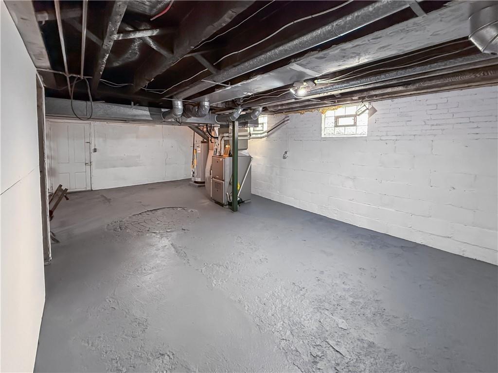 450 Clay Street Rochester, PA 15074 - Photo 24 of 34 a view of a room with an empty space