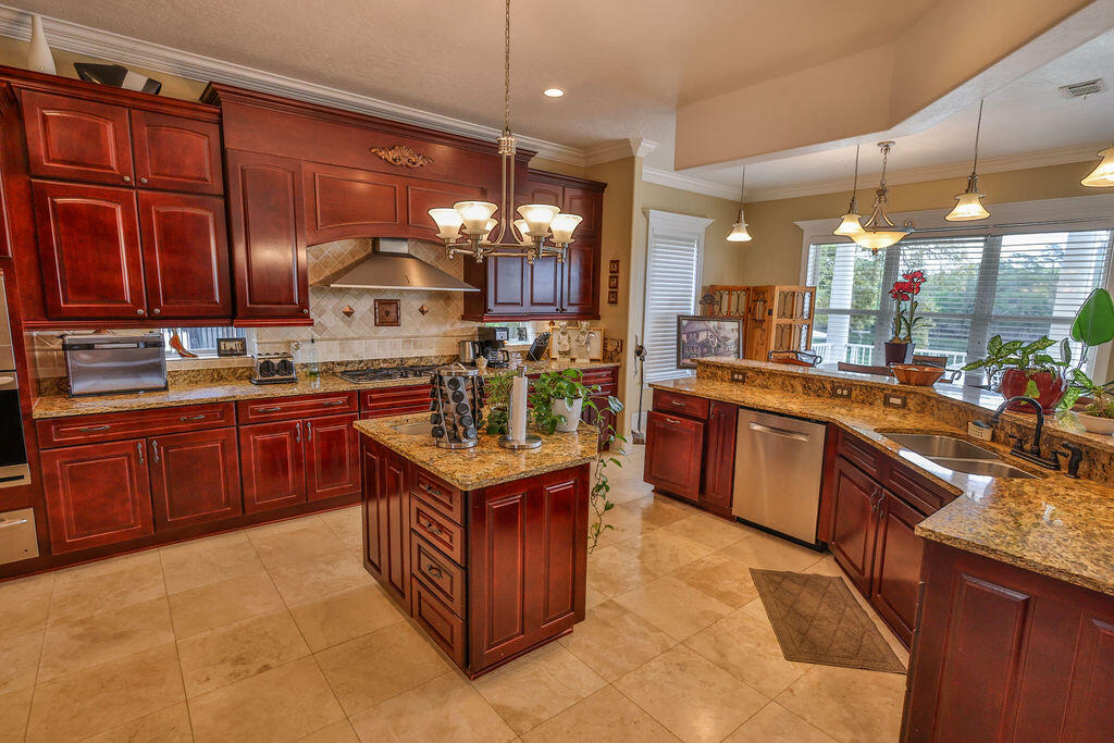 19 Poquito Road Shalimar, FL 32579 - Photo 18 of 56 3O0A0909