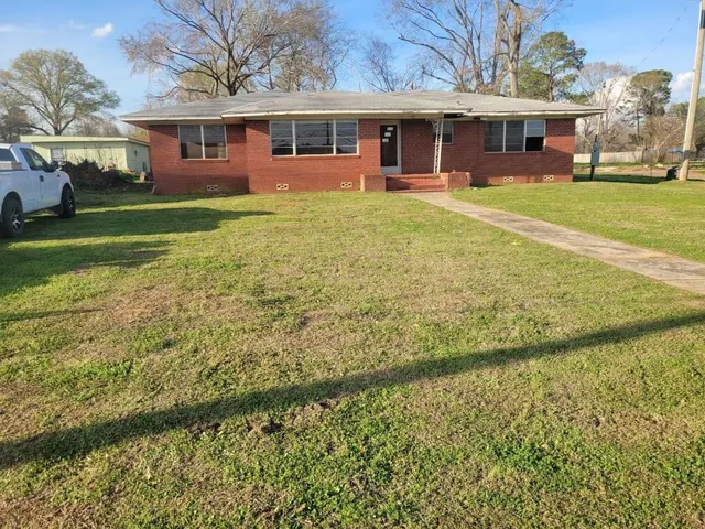 $120,279 | 806 East 1st, Hughes Springs, TX 75656