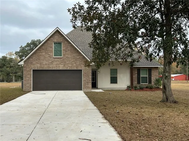 $1,800 | 25011 Stepp Road, Robert, LA 70455