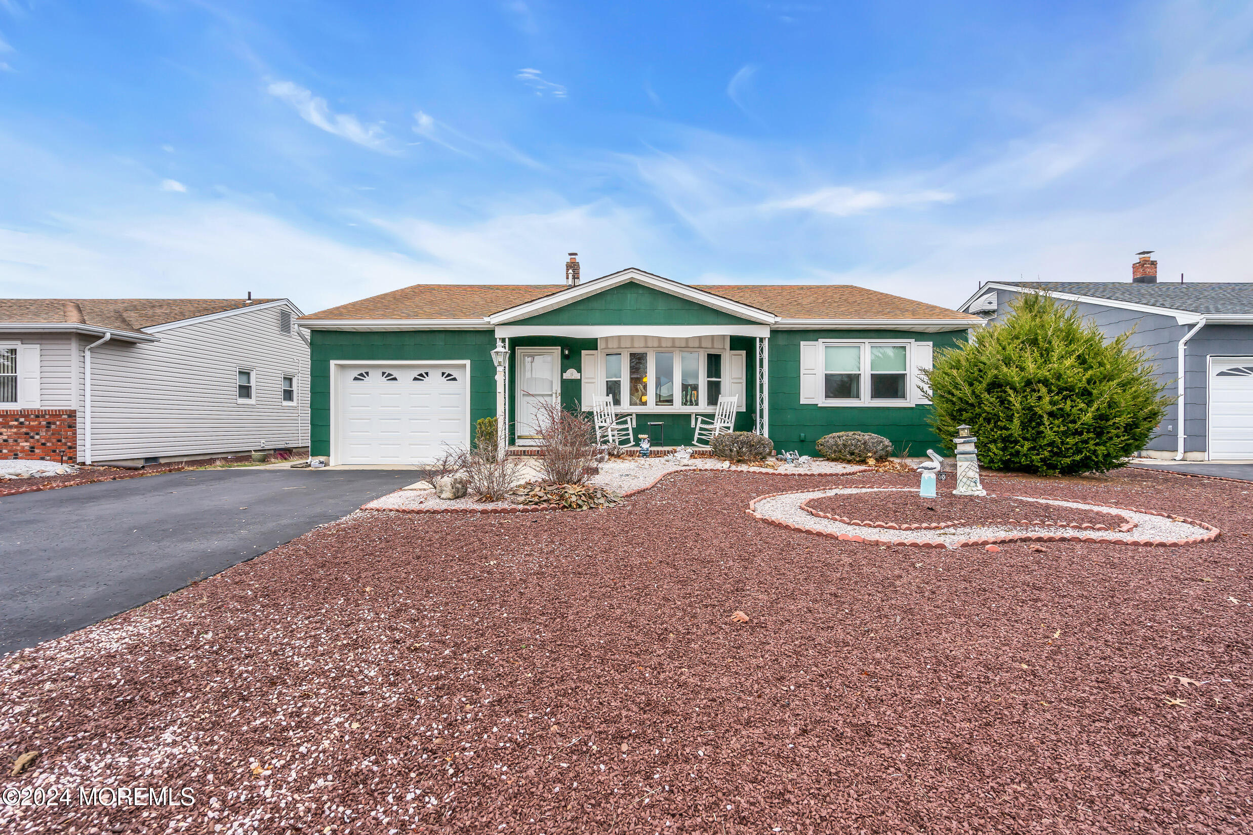 15 Mapleton Road Toms River, NJ 08757 - Photo 2 of 45 1 (1)