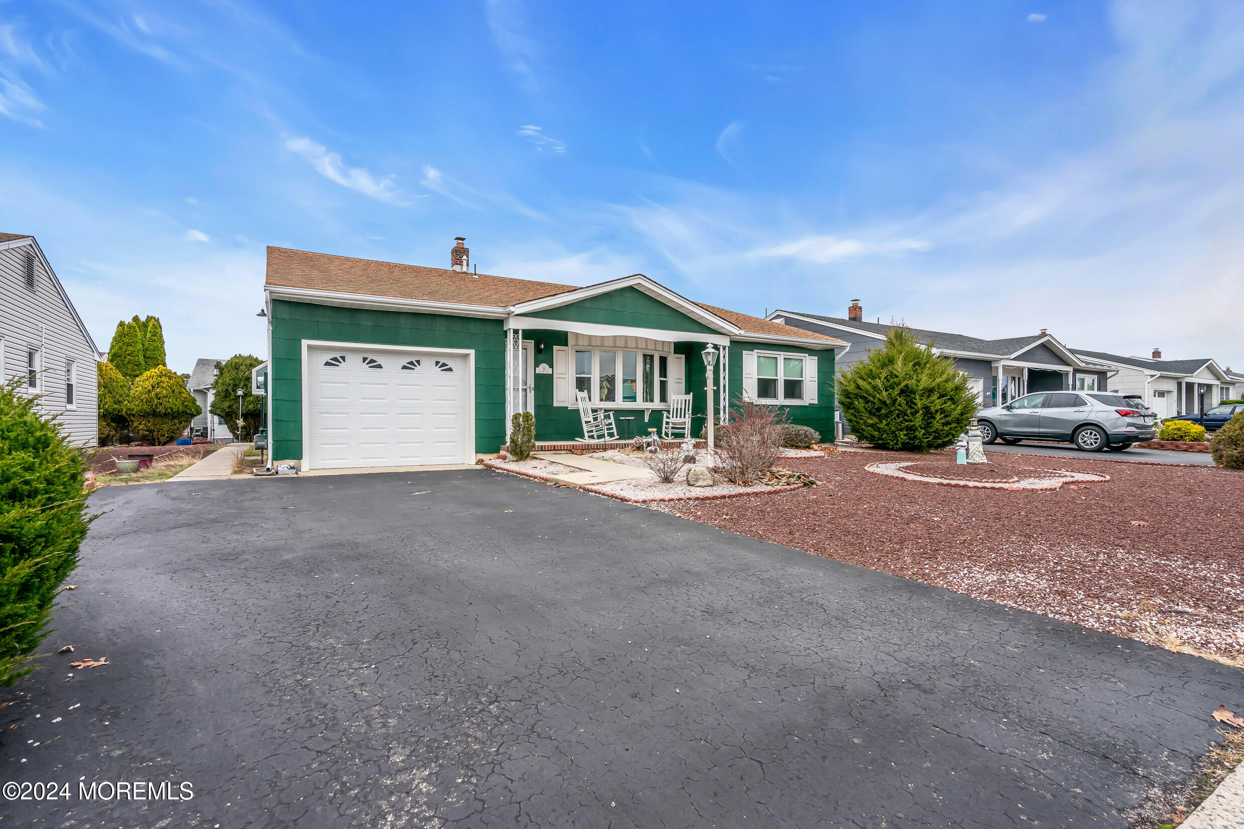 15 Mapleton Road Toms River, NJ 08757 - Photo 8 of 45 1 (8)