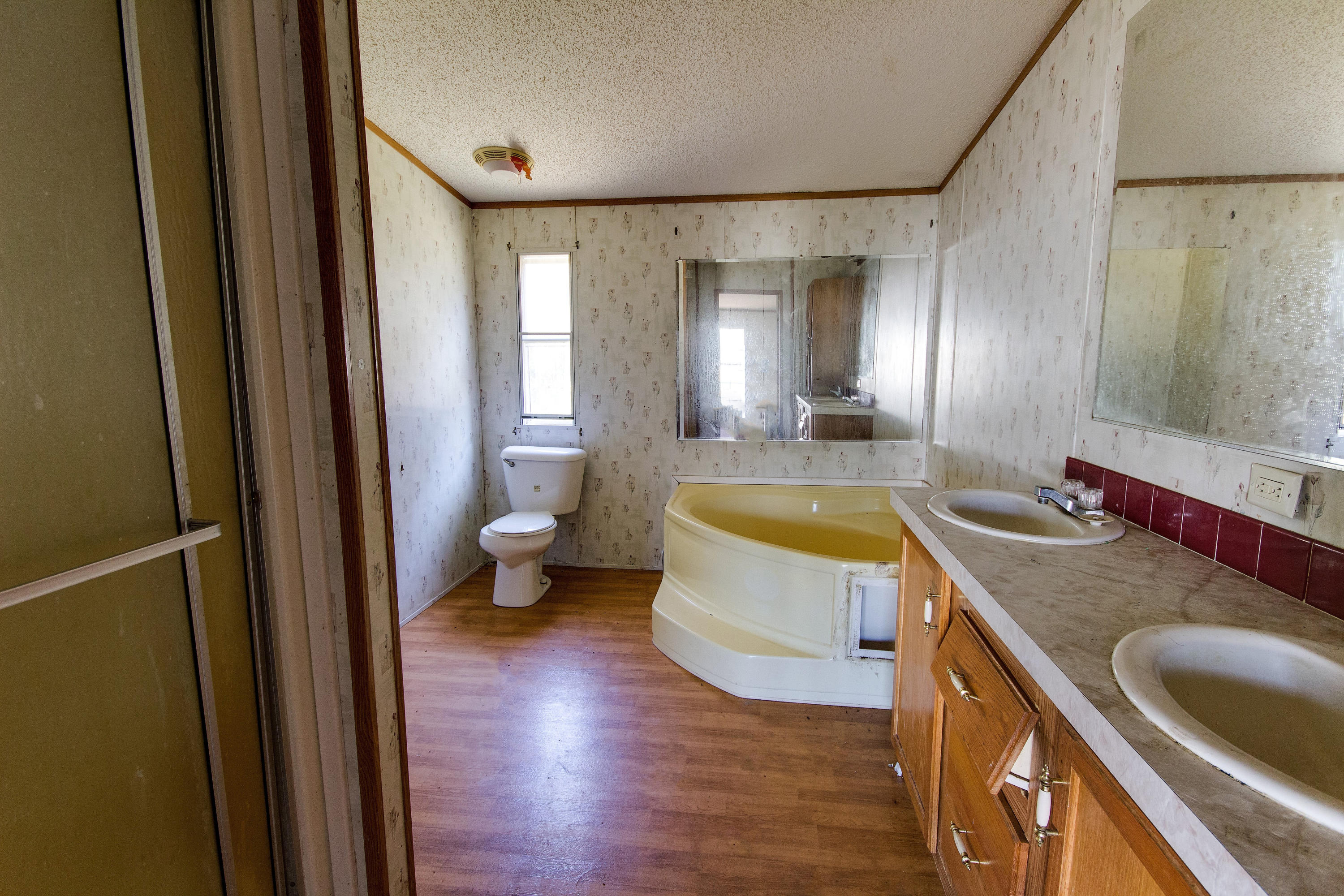 1741 Bellfield Road McClellanville, SC 29458 - Photo 10 of 13 10
