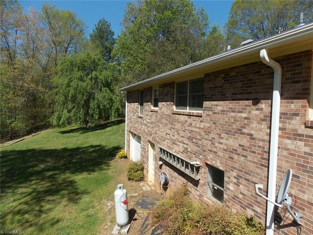 1364 Collinstown Road Westfield, NC 27053 - Photo 11 of 20 Back of the House