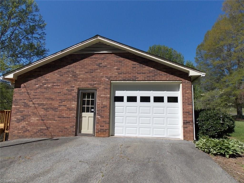 1364 Collinstown Road Westfield, NC 27053 - Photo 13 of 20 1 Car Garage