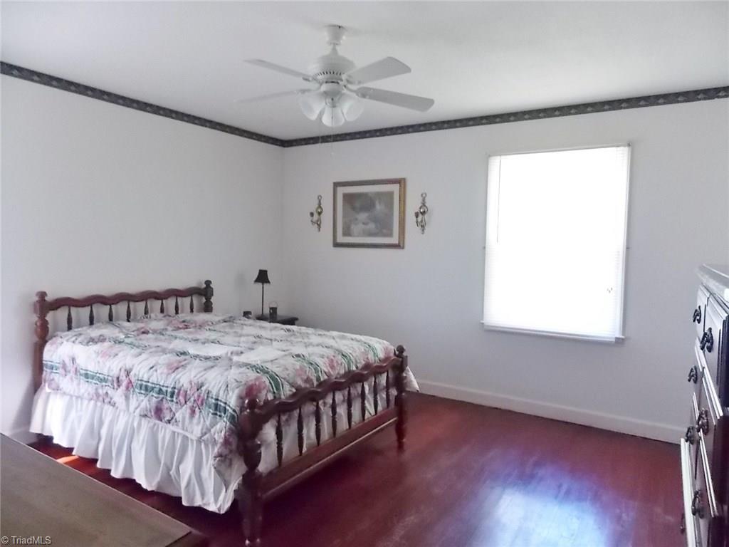 1364 Collinstown Road Westfield, NC 27053 - Photo 6 of 20 Bedroom 1