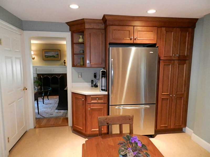 145 Spring Green Road Warwick, RI 02888 - Photo 7 of 24 Kitchen.