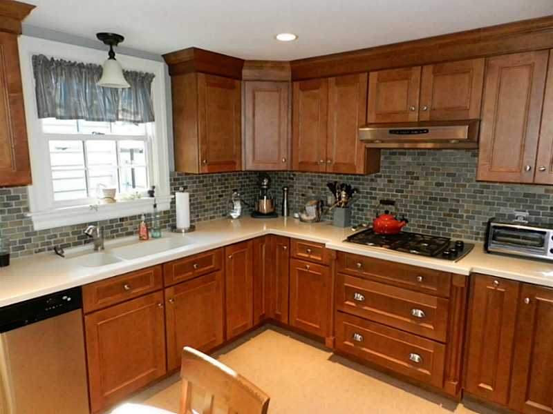 145 Spring Green Road Warwick, RI 02888 - Photo 9 of 24 Kitchen.