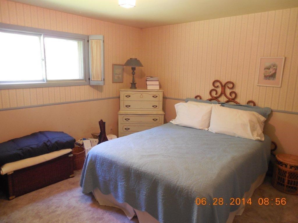 2705 Lakeshore Road Applegate, MI 48401 - Photo 8 of 14 31201879-7.JPG