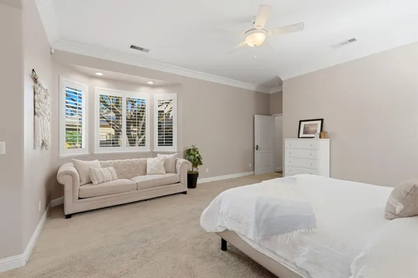 $985,000 | 649 West Enterprise Avenue, Clovis, CA 93619
