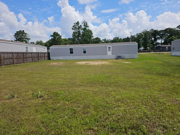$1,350 | 16618 Fairman Drive, Conroe, TX 77303