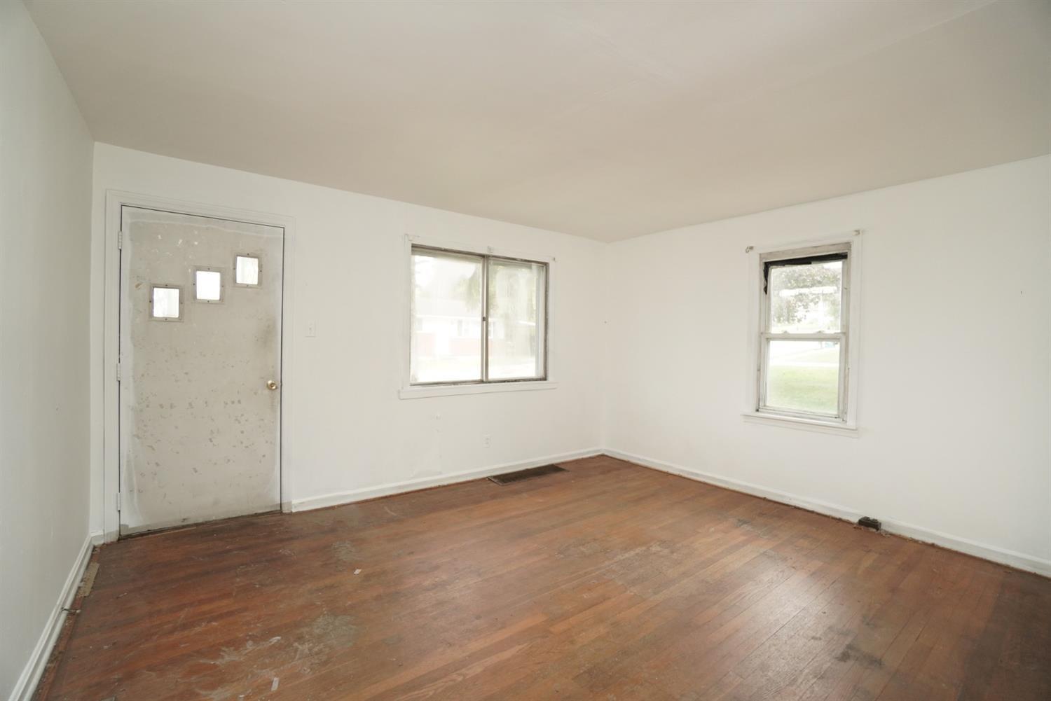 276 Franklin Road Waynesville, OH 45068 - Photo 3 of 33 Gallery Image 3