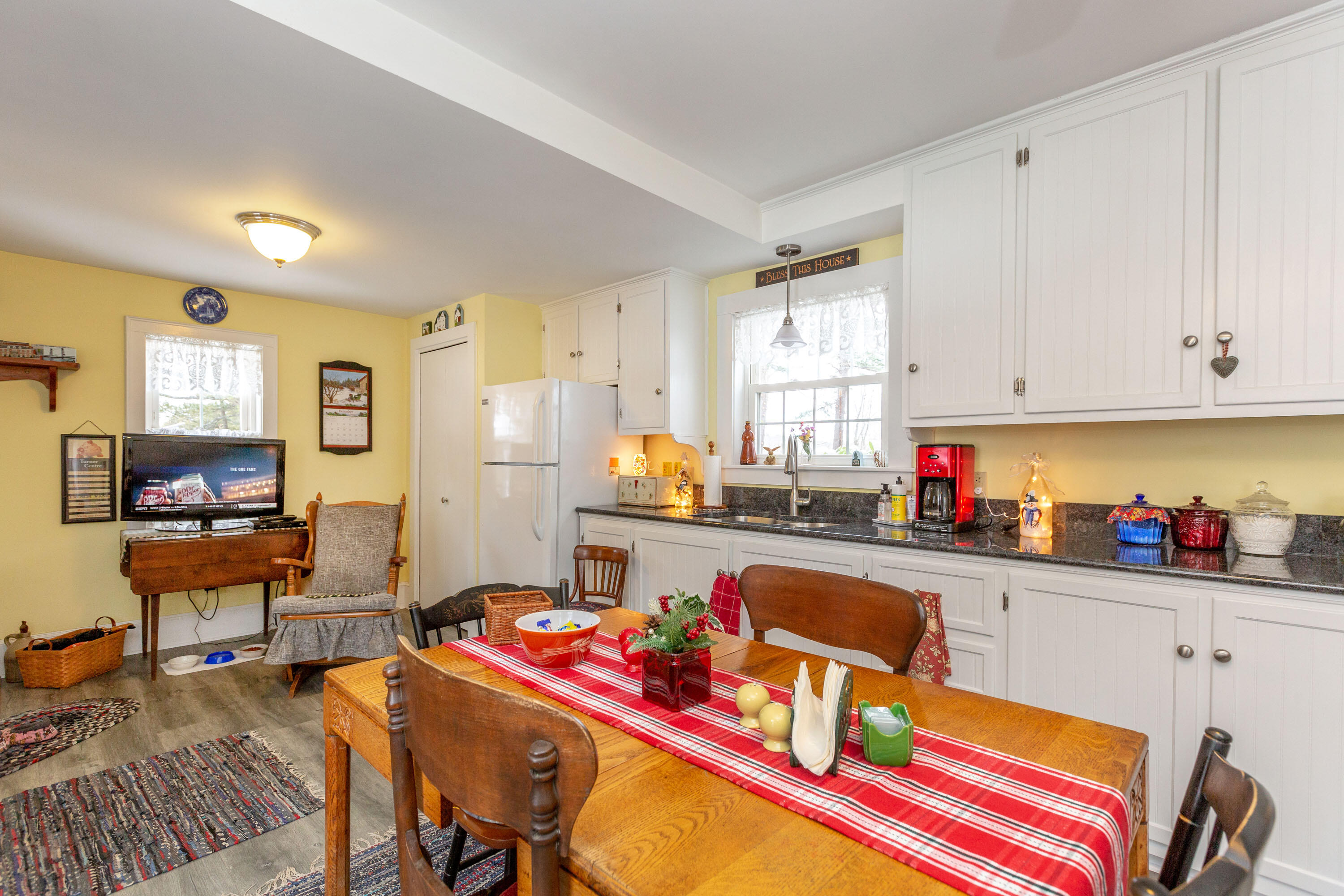 344 North Bath Road Bath, ME 04530 - Photo 14 of 59 Kitchen w Granite